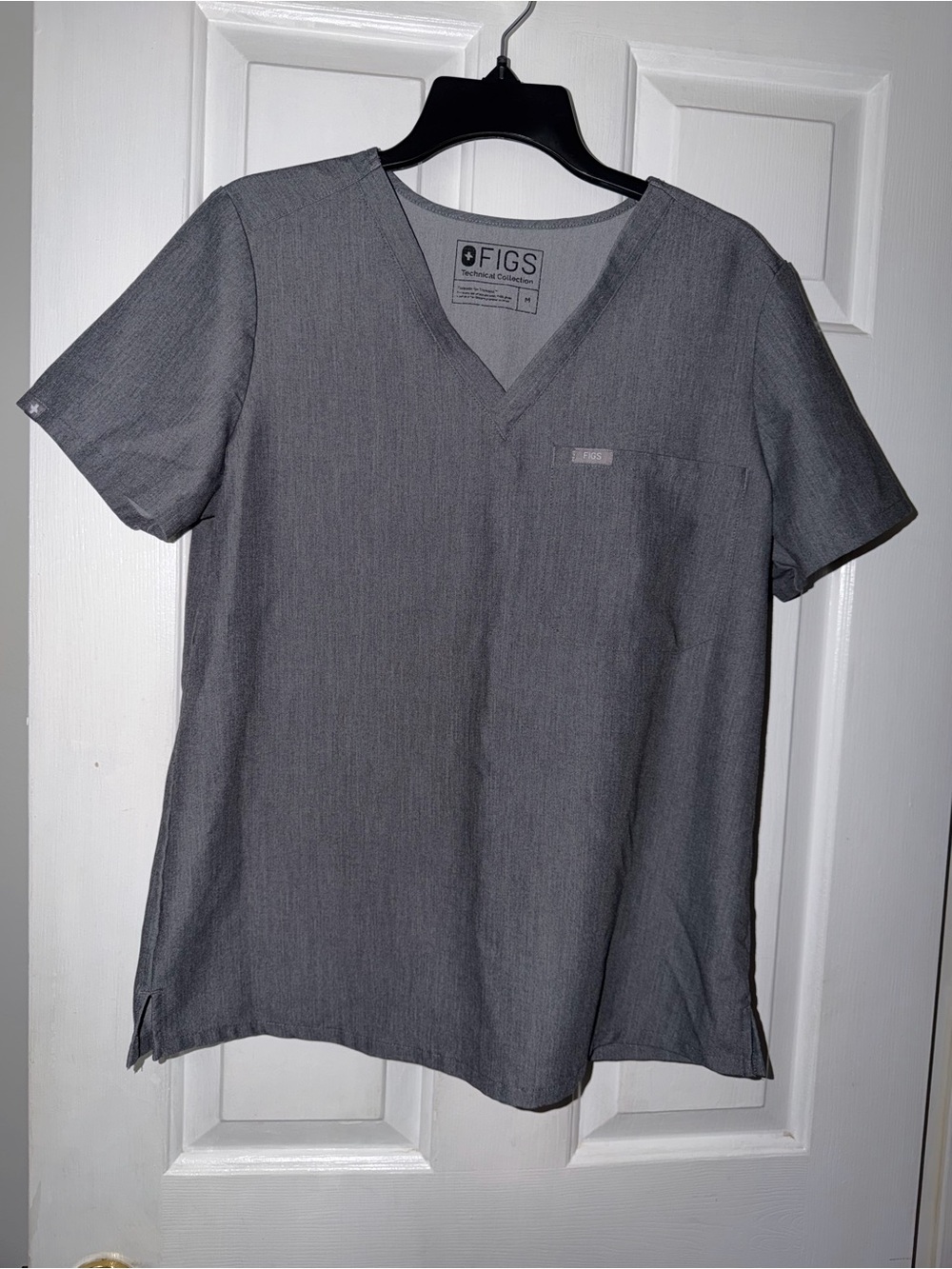 Figs Graphite Gray Scrub Top